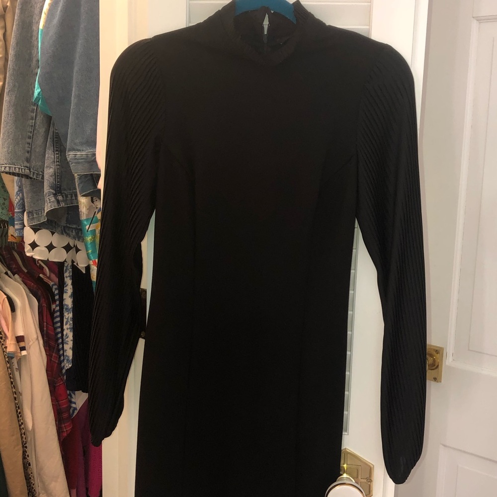 NWT!! DESIGNER BLACK BODYCON MINI DRESS
